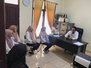 Dari Loket ke Solusi: Camat Metro Timur Dorong Pelayanan Publik Inovatif di Yosorejo dan Tejoagung